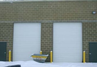 More Photos Of 870 W Robinson Dr, North Salt Lake Warehouse For Lease