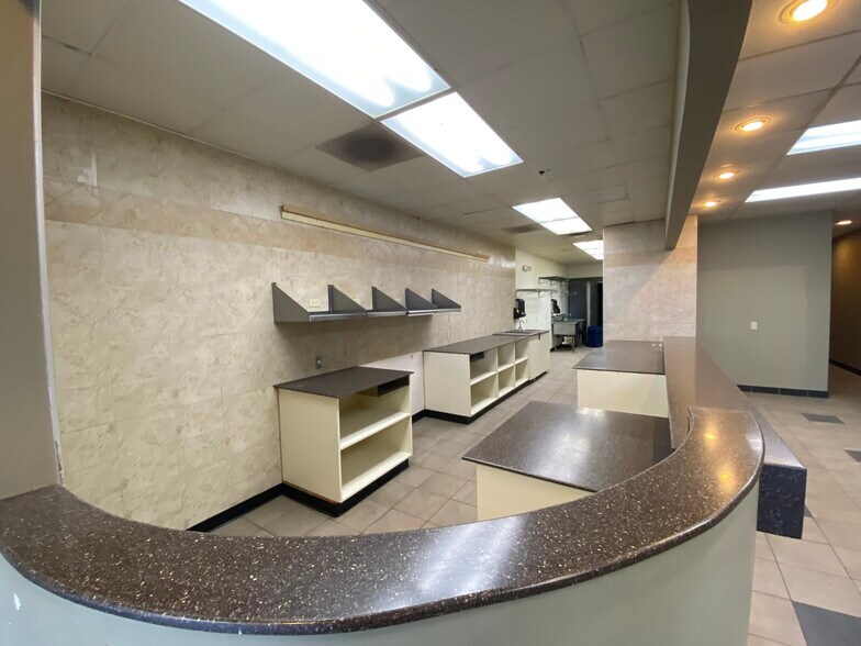 More Photos Of 539-541 Pawling Ave, Troy Freestanding For Lease