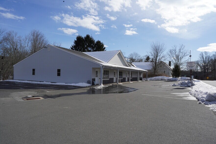 More Photos Of 968 Killingworth Rd, Haddam Freestanding For Lease