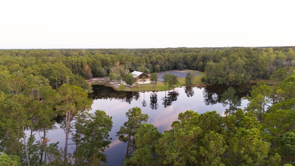 More Photos Of 3817 Central St, Waycross Specialty For Sale