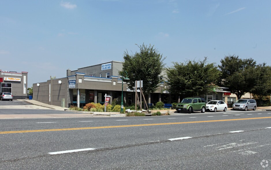 More Photos Of 9859-9867 Main St, Damascus Storefront Retail Office For Sale