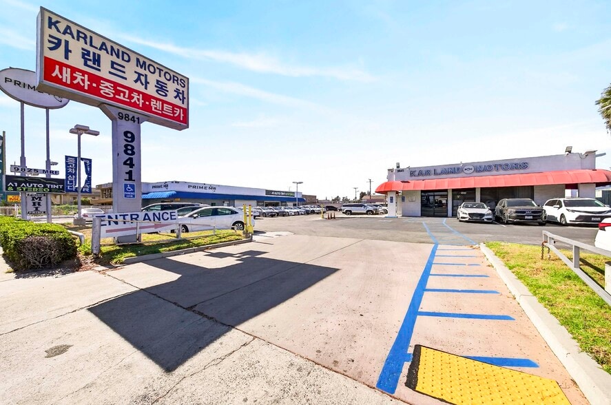 Primary Photo Of 9841 Garden Grove Blvd, Garden Grove Auto Dealership For Sale