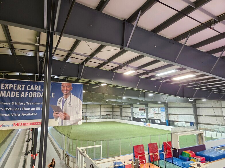 More Photos Of 142 State Route 111, Hampstead Freestanding For Sale