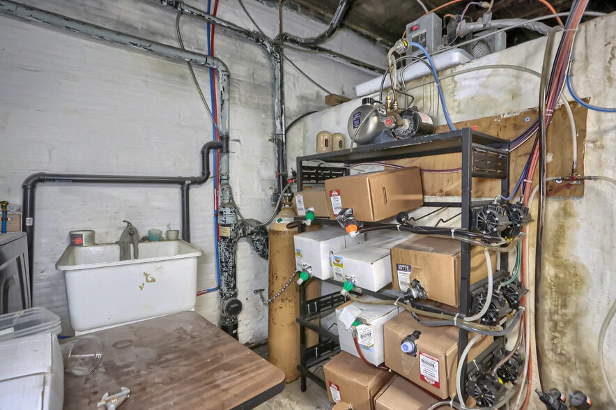 More Photos Of 7365 Denniston Ave, Pittsburgh General Retail For Sale