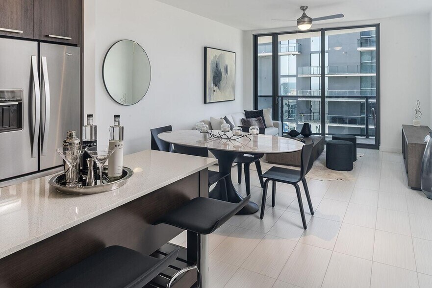 More Photos Of 86 SW 8th St, Miami Apartments For Lease