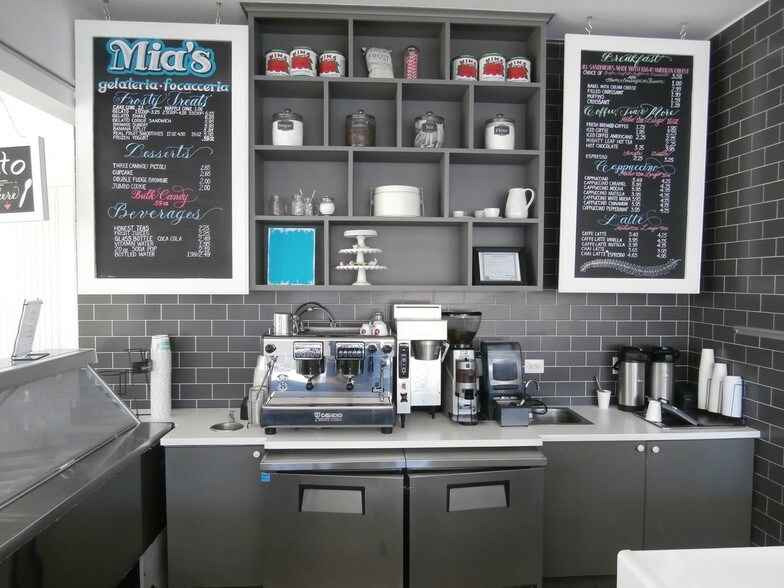 More Photos Of 4200 N Central Ave, Chicago Restaurant For Lease