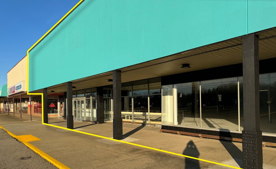 More Photos Of 1314-1536 Whipple Ave NW, Canton General Retail For Lease