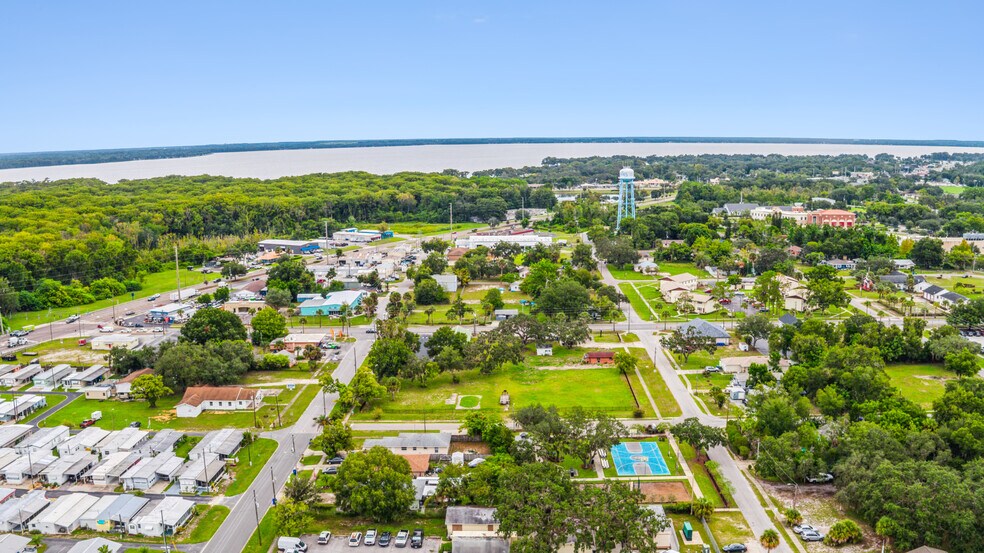More Photos Of 819 Main St, Tavares Land For Sale