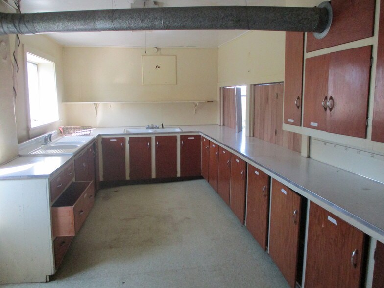 More Photos Of 3723 Sweden Walker Rd, Brockport Religious Facility For Sale