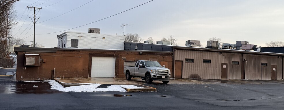 More Photos Of 118 Lancaster St, Leominster Unknown For Lease
