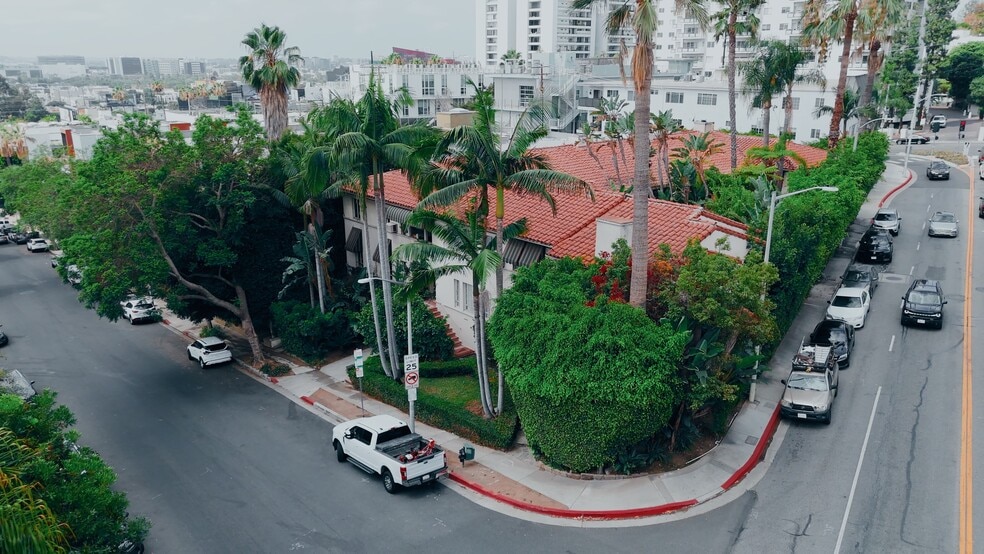 More Photos Of 8468 Fountain Ave, West Hollywood Apartments For Sale