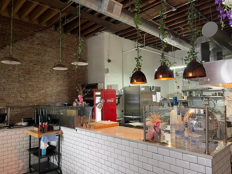 More Photos Of 951-953 Liberty Ave, Pittsburgh Apartments For Sale