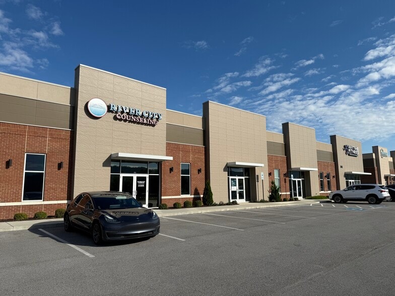 More Photos Of 5945 Elementary Way, Ooltewah Storefront Retail Office For Lease