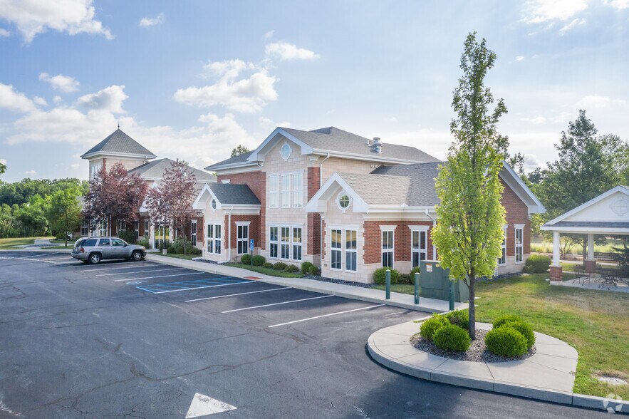 More Photos Of 2005-2035 Michael Owens Way, Perrysburg Office For Sale