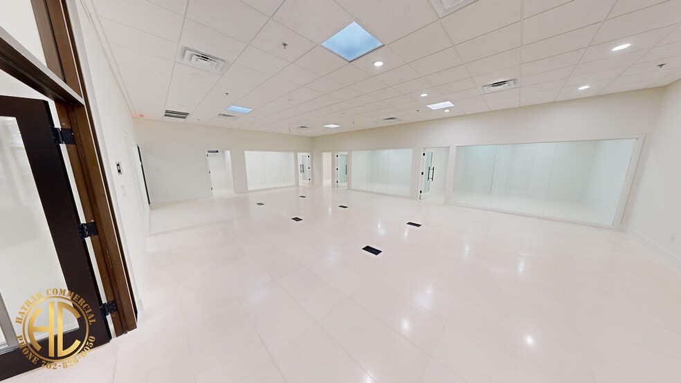 More Photos Of 626 S 3rd St, Las Vegas Office For Sale