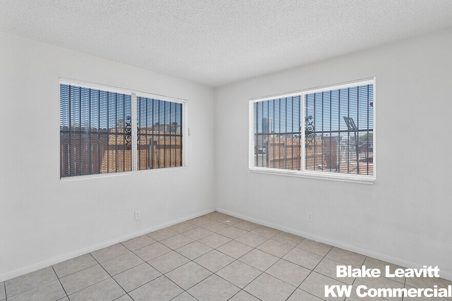 More Photos Of 3639 Kolendo Ct, Las Vegas Apartments For Sale