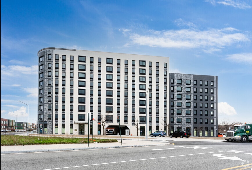 More Photos Of 881 Erskine St, Brooklyn Apartments For Lease