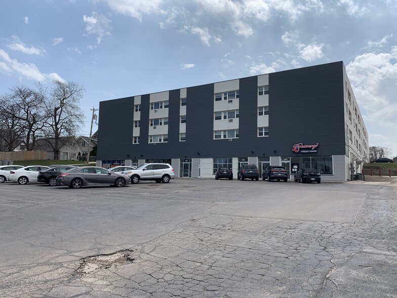 Primary Photo Of 2863-2867 S Kinnickinnic Ave, Milwaukee Apartments For Lease