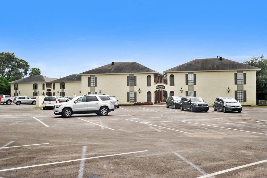 More Photos Of 850 Kaliste Saloom Rd, Lafayette Office Residential For Lease