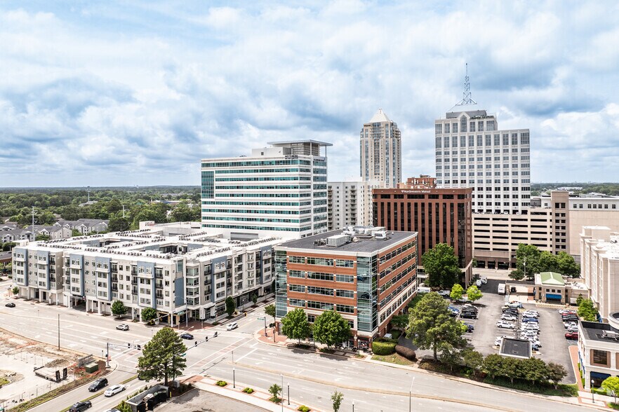 More Photos Of 4500 Main St, Virginia Beach Office For Lease