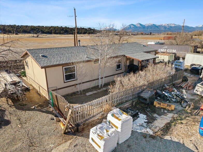 More Photos Of 5602 E US Highway 50, Salida General Retail For Sale