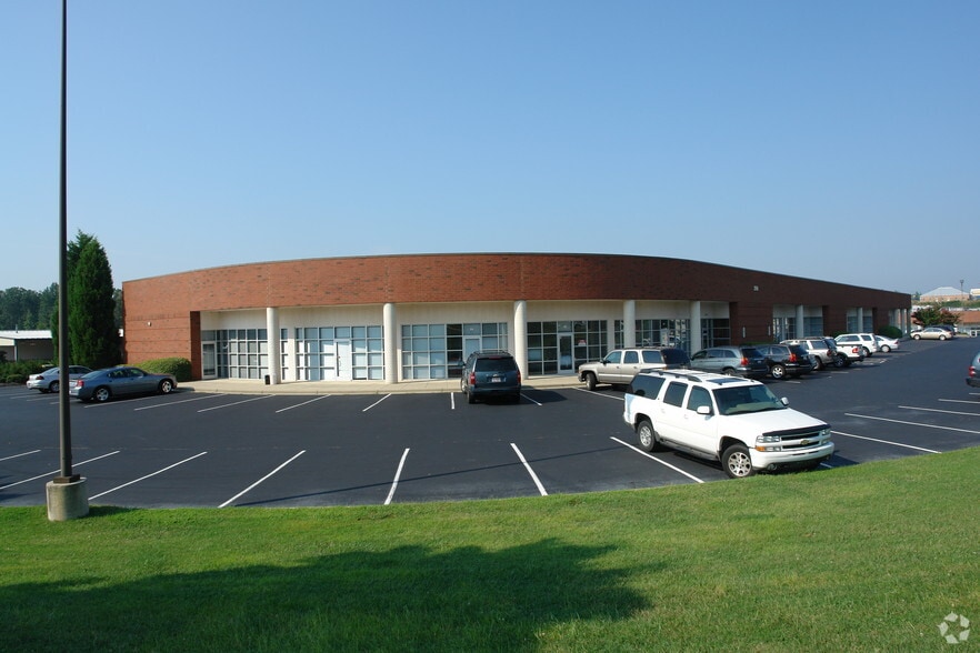 More Photos Of 256 Raceway Dr, Mooresville Light Distribution For Lease