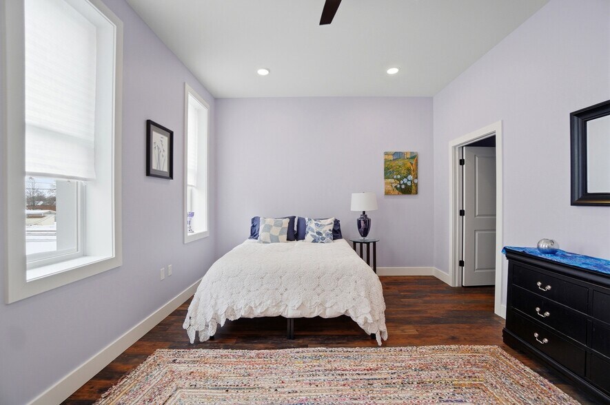 More Photos Of 110 W Main St, Deshler General Retail For Sale