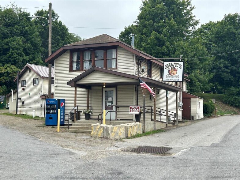More Photos Of 13087 Main st, Titusville Storefront Retail Residential For Sale