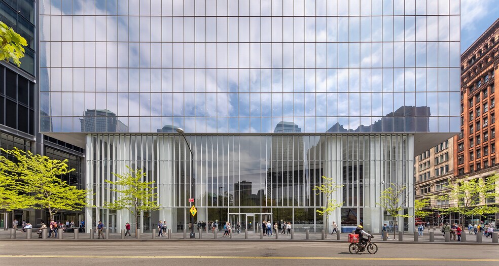 More Photos Of 4 World Trade Center, New York Office For Lease