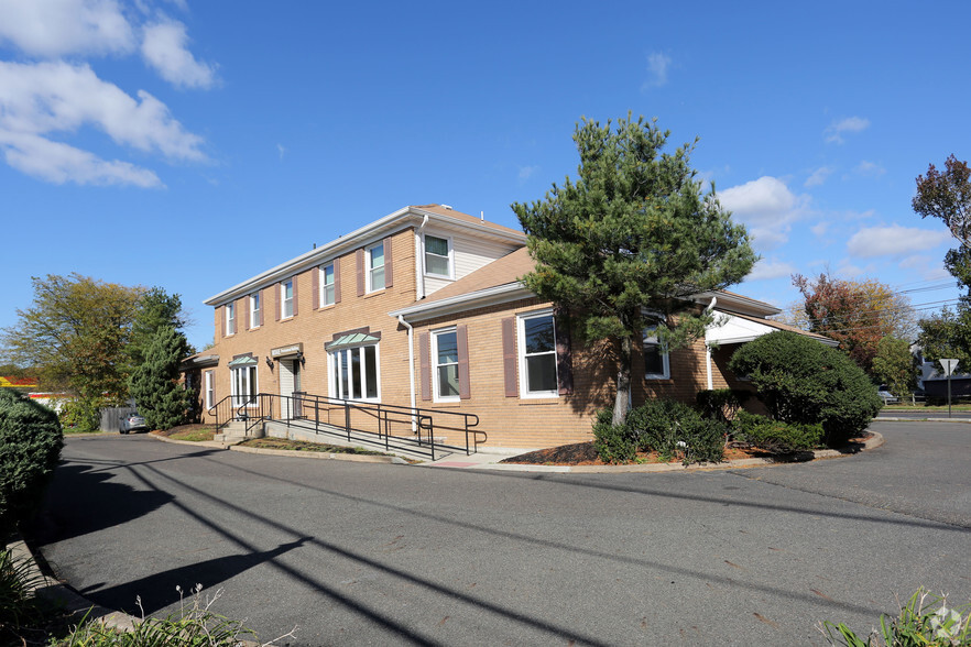 Primary Photo Of 1034 Marlton Pike E, Cherry Hill Medical For Lease