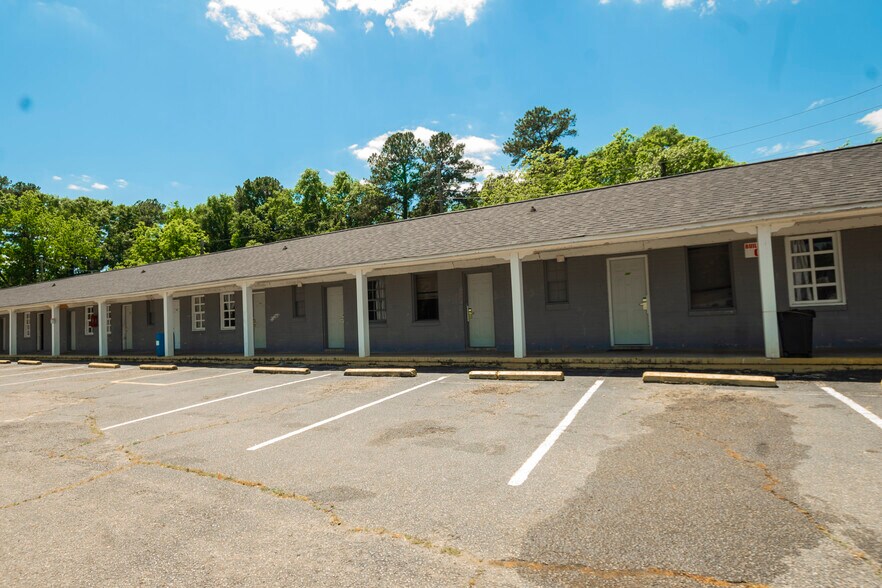More Photos Of 2805 Bamberg Rd, Orangeburg Hotel For Sale