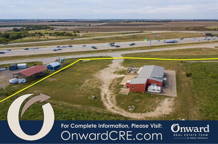 More Photos Of 24350 N I 35, West Restaurant For Sale