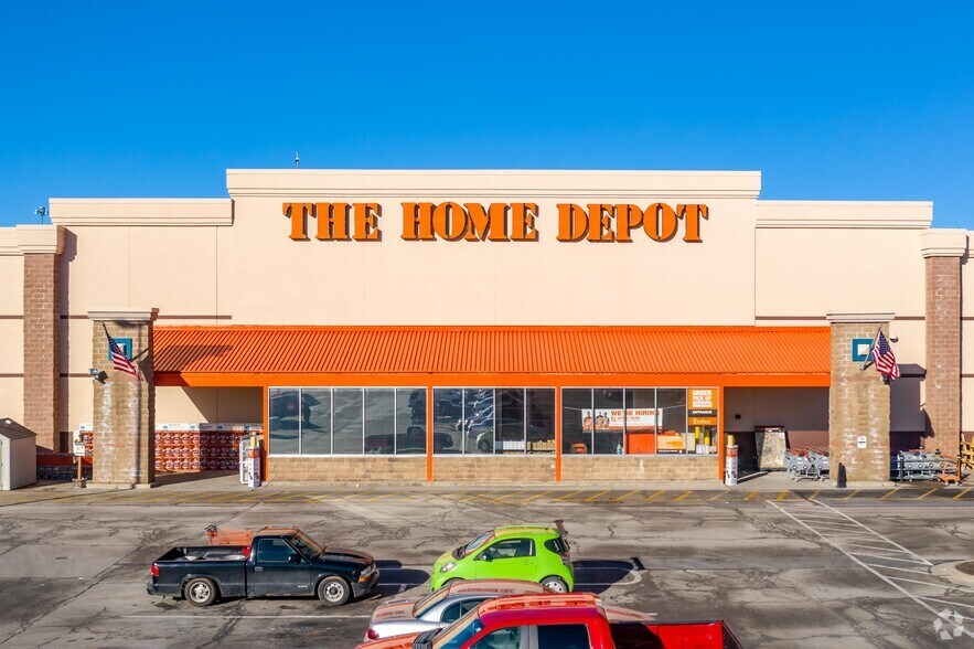 More Photos Of 5710-5840 Antioch Rd, Merriam Unknown For Lease