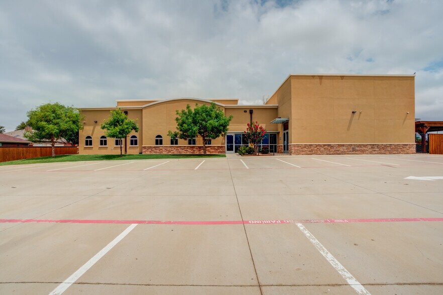 More Photos Of 5241 98th St, Lubbock Office Residential For Sale
