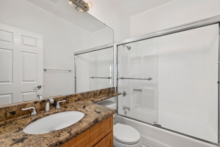 More Photos Of 4741 Radford Ave, Valley Village Apartments For Sale
