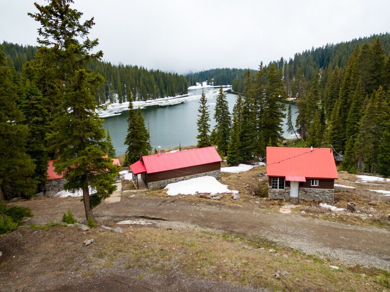 More Photos Of 21221 Baron Lake Dr, Cedaredge Hotel For Sale