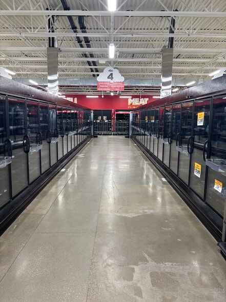 More Photos Of 4760-4844 Everhard Rd, Canton Storefront For Lease