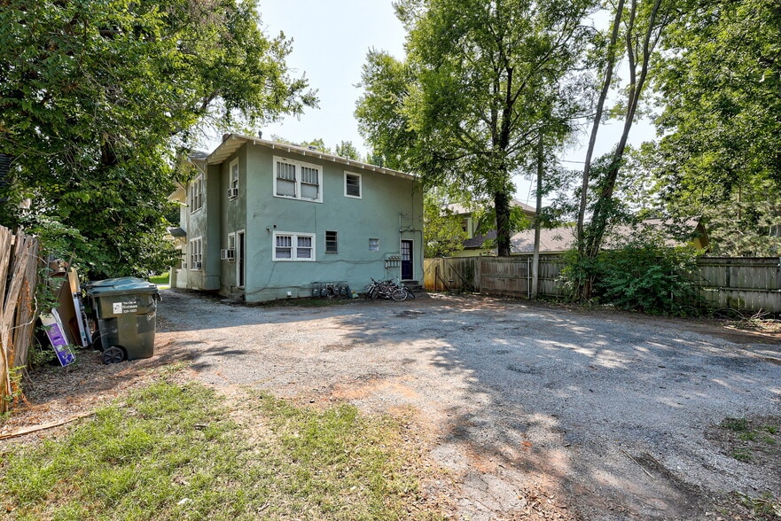 More Photos Of 408 Chautauqua Ave, Norman Multifamily For Sale