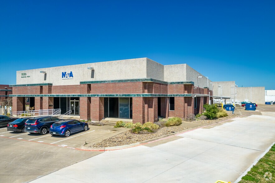 More Photos Of 1620 Valwood Pky, Carrollton Research And Development For Sale