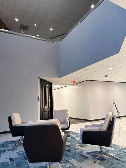 More Photos Of 1811 Bering Dr, Houston Office For Lease