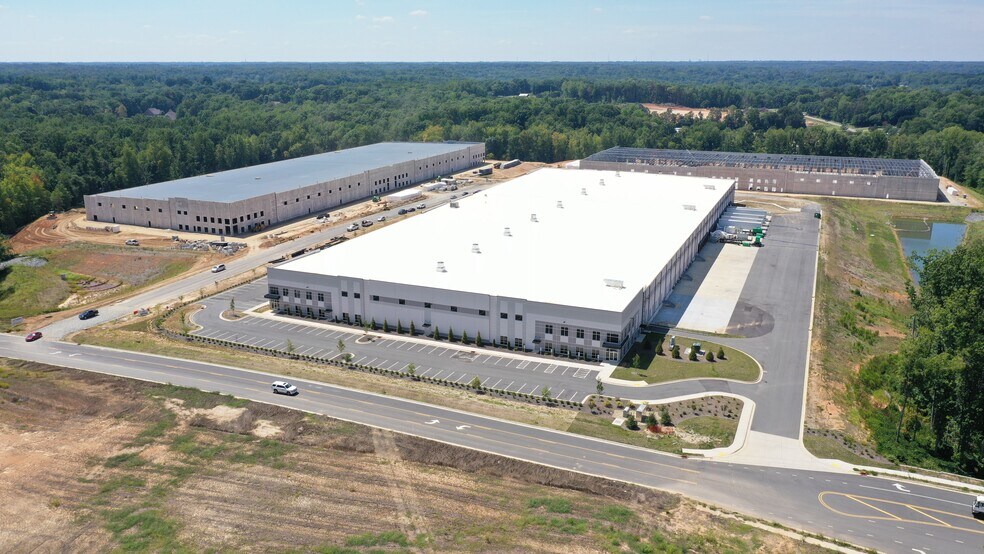 More Photos Of 7901 Indlea Point, Greensboro Manufacturing For Lease