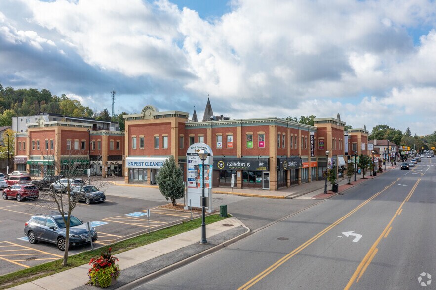 More Photos Of 18 King St, Caledon General Retail For Lease