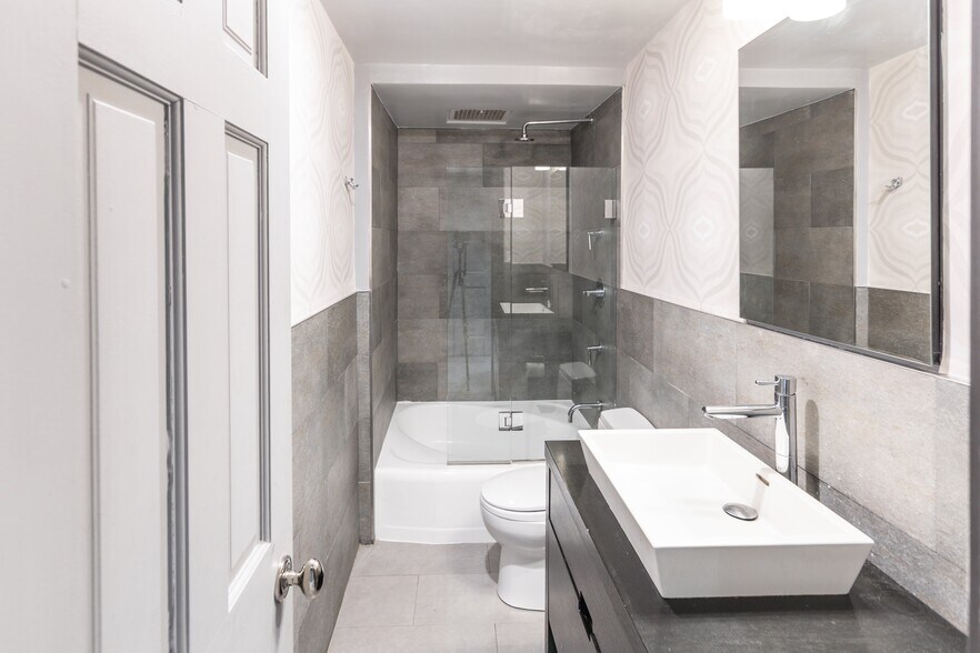 More Photos Of 248 E 32nd St, New York Apartments For Sale