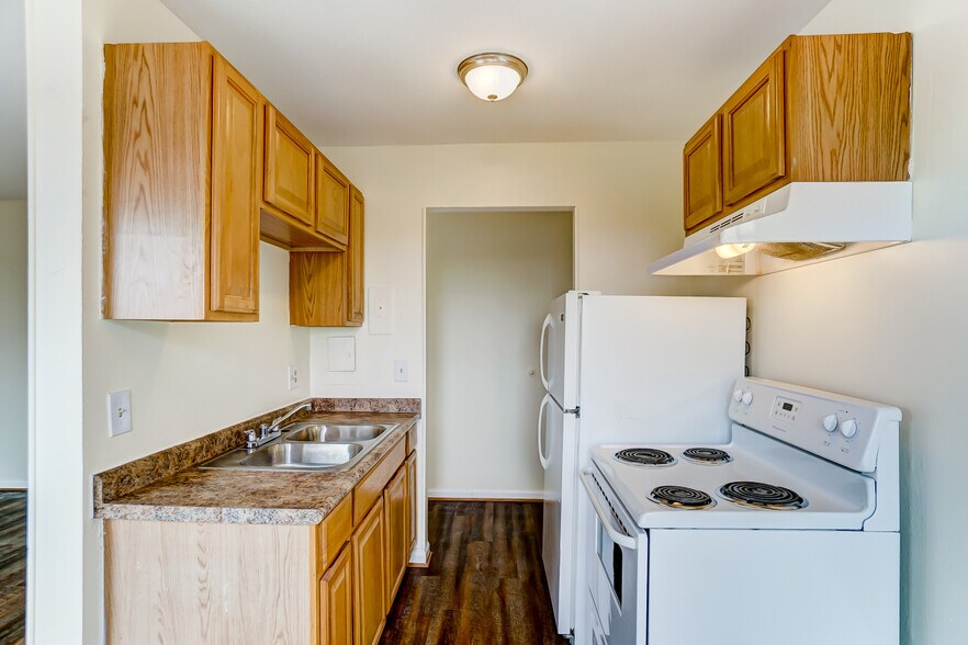 More Photos Of 1668 Glen Parker Ave, Cincinnati Multifamily For Sale