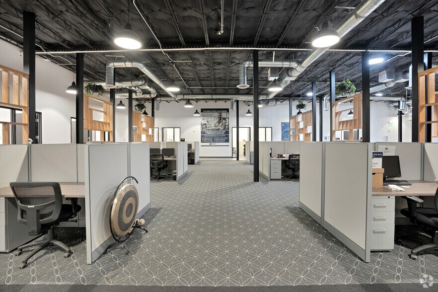 More Photos Of 324-328 S Myrtle Ave, Monrovia Office For Sale