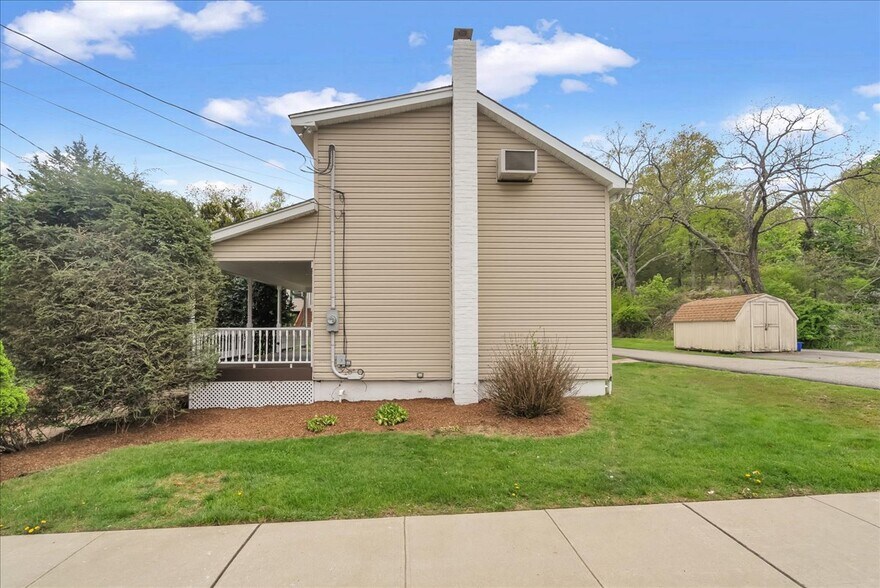 More Photos Of 47-49 Furnace ave, Wanaque Flex For Sale