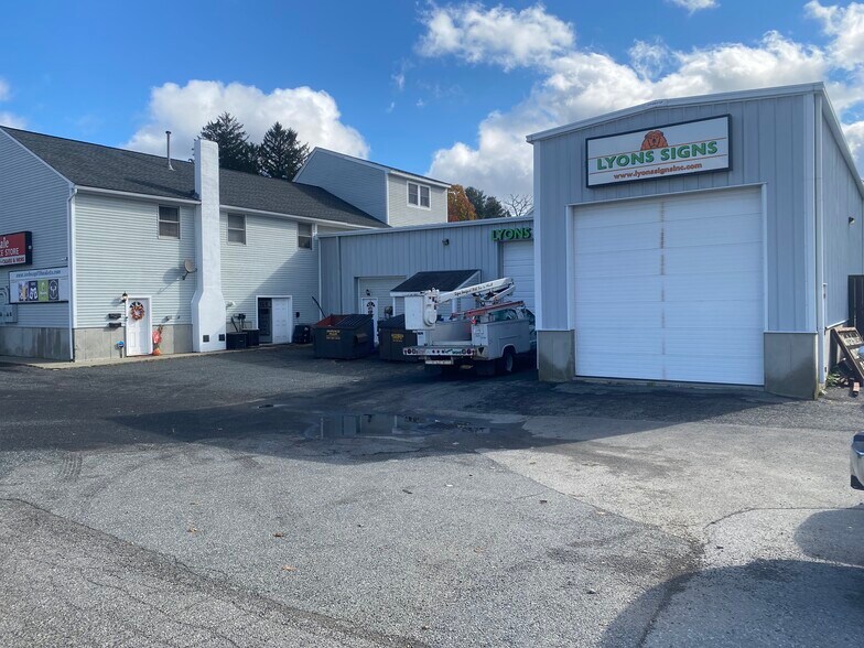 More Photos Of 1454 Grafton St, Worcester Light Manufacturing For Lease