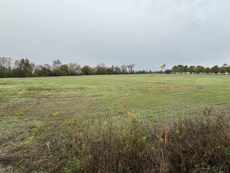 More Photos Of 1232 Tylertown Rd, Clarksville Land For Sale