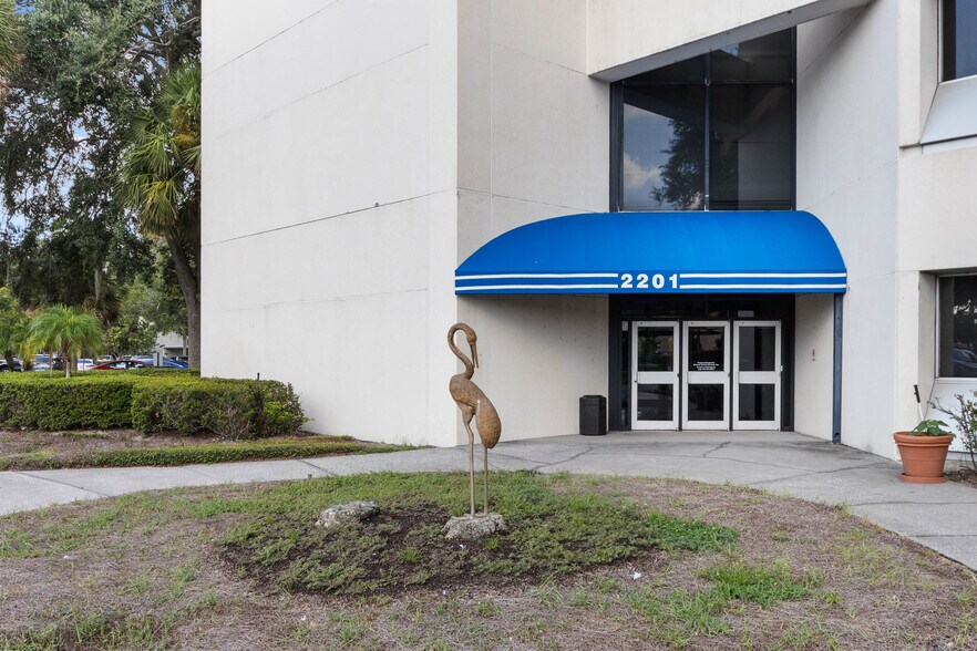 More Photos Of 2201 Lucien Way, Maitland Office For Lease
