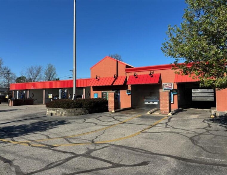 Primary Photo Of 3340 W 25th St, Cleveland Carwash For Sale